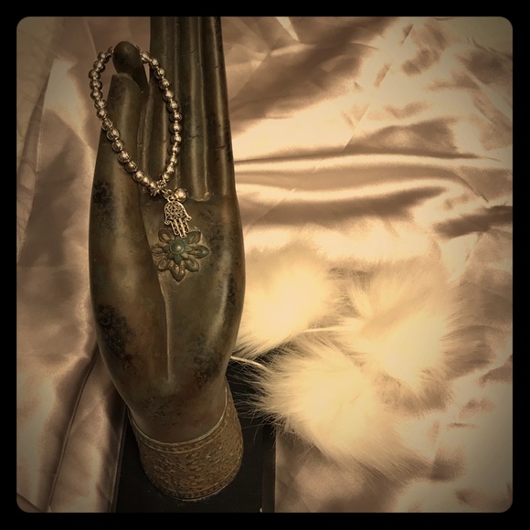 BEAUTIFUL BRACELET - Picture 1 of 3